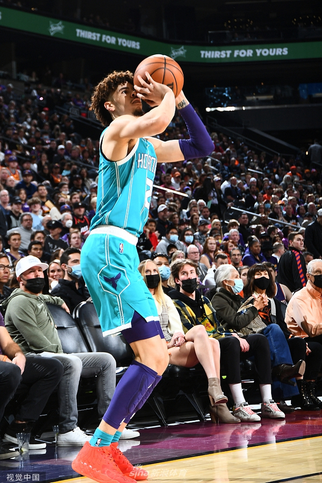 迪虽然年纪 迪虽然年纪