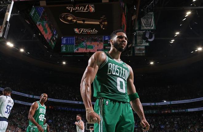 巨星莱昂内 巨星莱昂内