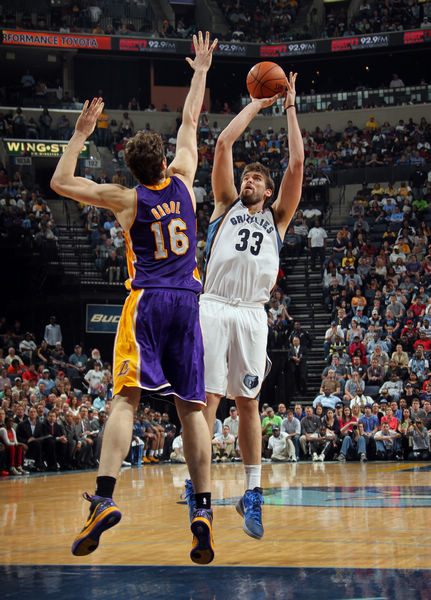 轮换锋线并 轮换锋线并