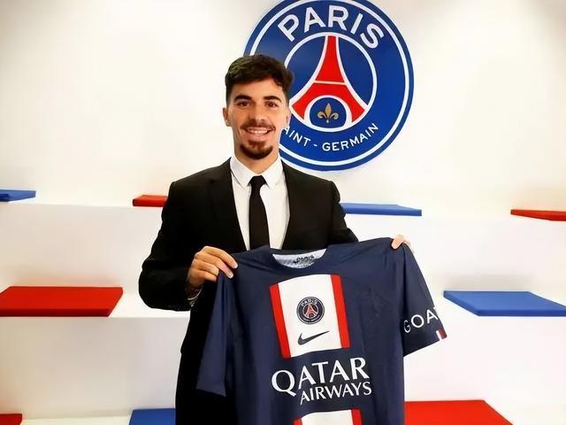 场与球迷情 场与球迷情